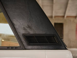 Afbeelding 12/100 van Land Rover Range Rover Classic (1981)