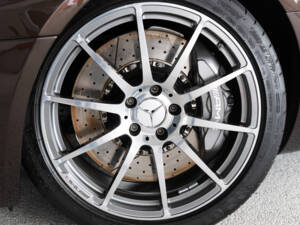 Imagen 20/59 de Mercedes-Benz SLS AMG Roadster (2012)
