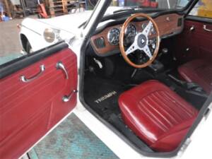 Bild 10/50 von Triumph TR 4A (1967)