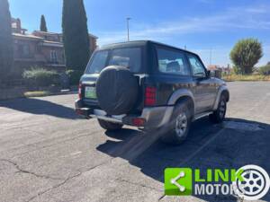 Bild 4/10 von Nissan Patrol GR 2.8 TD (1999)