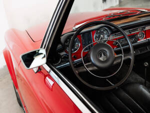 Image 8/30 of Mercedes-Benz 280 SL (1968)
