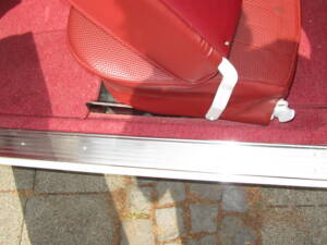Image 29/45 of Volkswagen Karmann Ghia 1300 (1965)