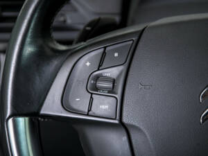 Image 19/50 of Citroën C4 Picasso 1.2 PureTech 130 (2017)