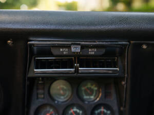 Image 21/32 of Chevrolet Corvette Stingray (1969)