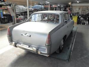 Image 3/50 of Lancia Flaminia Berlina (1962)