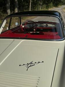 Image 29/45 of Volkswagen Karmann Ghia 1600 L (1966)