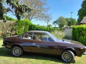 Image 2/5 of Lancia Beta Coupe 1600 (1978)