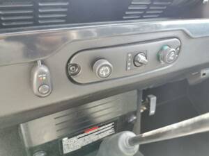 Image 11/45 of Land Rover Defender 110 Td5 (2001)