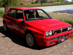 Bild 4/30 von Lancia Delta HF Integrale Evoluzione I (1991)