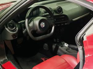 Image 35/50 of Alfa Romeo 4C (2015)