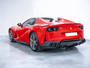 Bild 3/46 von Ferrari 812 Competizione A (2022)