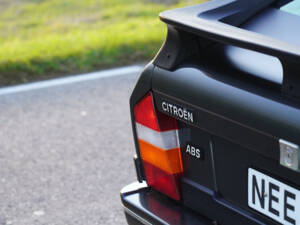 Image 22/34 of Citroën CX 25 GTI Turbo 2 (1988)