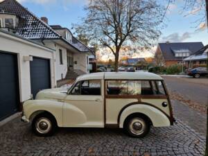 Image 9/15 of Morris Minor 1000 Traveller (1971)