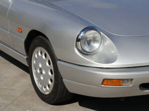 Image 19/50 of Alfa Romeo 2.0 Spider (1992)