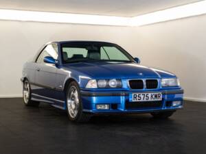 Image 41/43 of BMW M3 (1998)