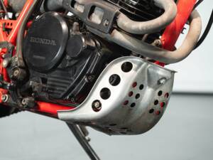 Bild 45/50 von Honda DUMMY (1985)