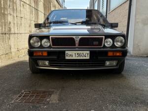 Image 6/35 of Lancia Delta HF Integrale 16V (1990)