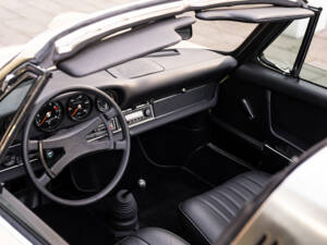 Image 18/62 de Porsche 911 2.4 T (1973)