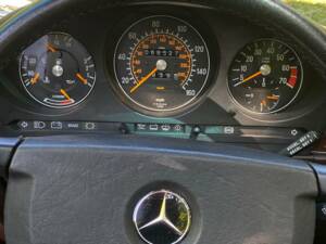 Imagen 42/50 de Mercedes-Benz 500 SL (1989)