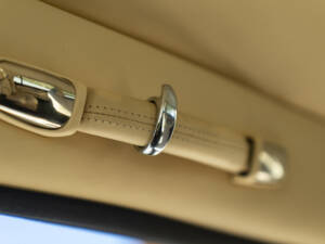 Image 32/50 of Bentley Arnage T (1999)