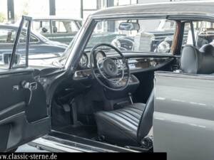 Bild 15/15 von Mercedes-Benz 280 SE 3,5 (1970)