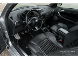 Image 2/31 of Alfa Romeo 147 3.2 GTA (2003)