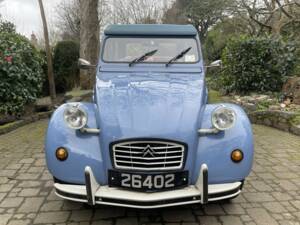 Image 5/11 de Citroën 2 CV 6 (1986)