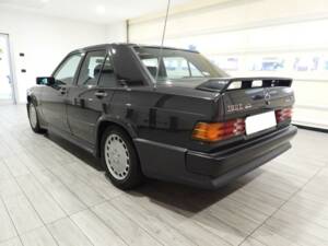 Image 3/15 of Mercedes-Benz 190 E 2.3-16 (1987)