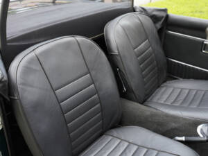 Image 18/50 of MG MGB (1969)