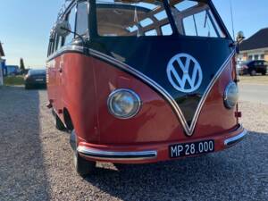 Immagine 2/61 di Volkswagen T1 Samba 1.2 (1958)