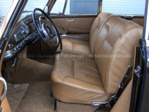 Image 6/39 of Mercedes-Benz 300 d (1961)