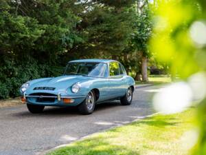 Bild 29/50 von Jaguar E-Type (2+2) (1969)