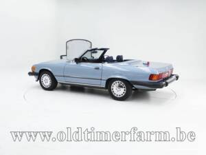 Image 4/15 de Mercedes-Benz 560 SL (1986)