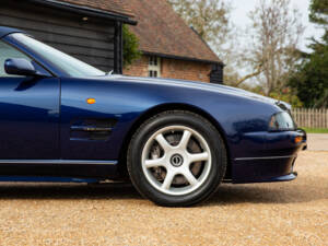 Immagine 39/99 di Aston Martin V8 Volante (1999)