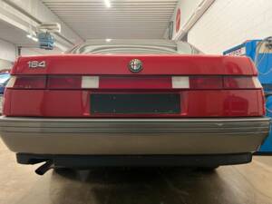 Bild 16/18 von Alfa Romeo 164 2.0 (1990)