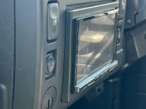 Image 11/62 de Land Rover Defender 90 (2003)