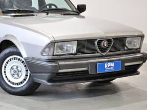 Imagen 13/40 de Alfa Romeo Alfa 6 - 2.0 (1986)