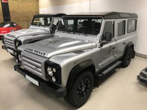 Image 1/7 de Land Rover Defender 110 (2011)