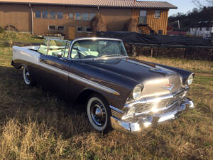 Image 6/20 of Chevrolet Bel Air Convertible (1956)