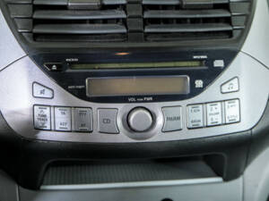 Image 19/48 of Suzuki Alto (2010)