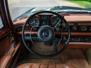 Image 15/21 of Mercedes-Benz 600 (1967)