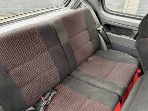 Immagine 8/10 di Peugeot 205 GTi 1.6 (1990)