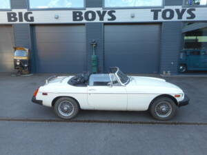 Image 7/21 of MG MGB (1980)