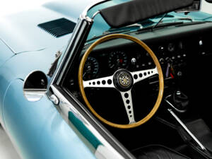 Bild 36/60 von Jaguar E-Type 4.2 (1967)