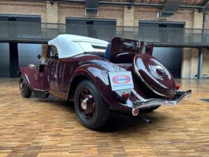 Image 23/38 of Citroën Traction Avant 11 BL Légère (1938)