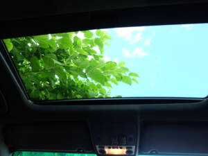 Image 40/51 of BMW M5 (2007)