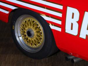Immagine 14/39 di BMW 528i Group A (1982)