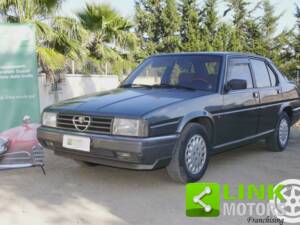 Image 2/10 de Alfa Romeo 90 2.0 (1985)