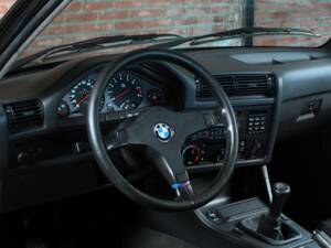Image 35/65 of BMW M3 (1986)