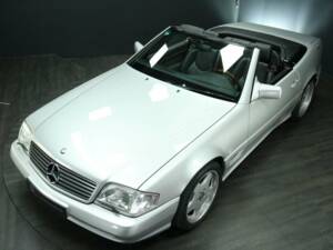 Image 9/30 of Mercedes-Benz SL 600 6.0 AMG (1996)